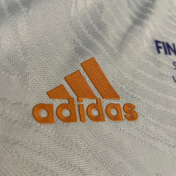 NWOT Real Madrid #9 Karim Benzema 2022 UEFA Champions League final player jersey - Picture 3 of 13